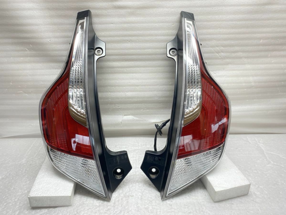 Toyota Aqua NHP10 Tail Lamp Light SET OEM chuuki Type EMS