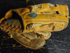 Gary Mathews baseball glove Spalding 42 8135 vintage 70s 80s
