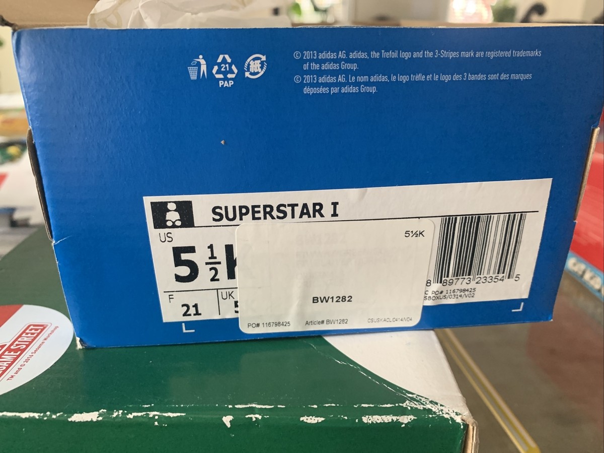 Adidas Superstar St Patricks Day Green Gold 5.5 | eBay