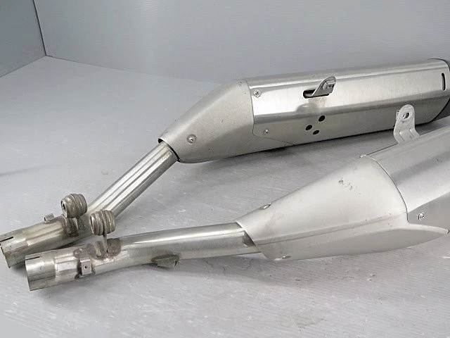 Juego silenciador escape original bmw k1600gt  Foto 3 de 4