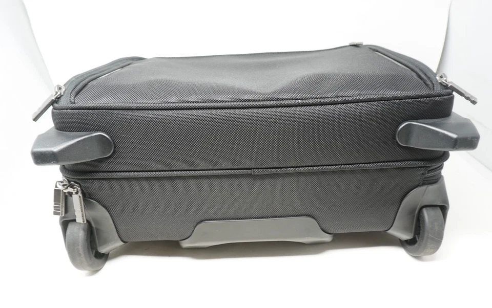 Briggs & Riley Travelware Expandable Rolling Brief Carry On Bag Luggage KR251-4 - Image 3 of 4