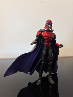 X-men Evolution Magneto Figure