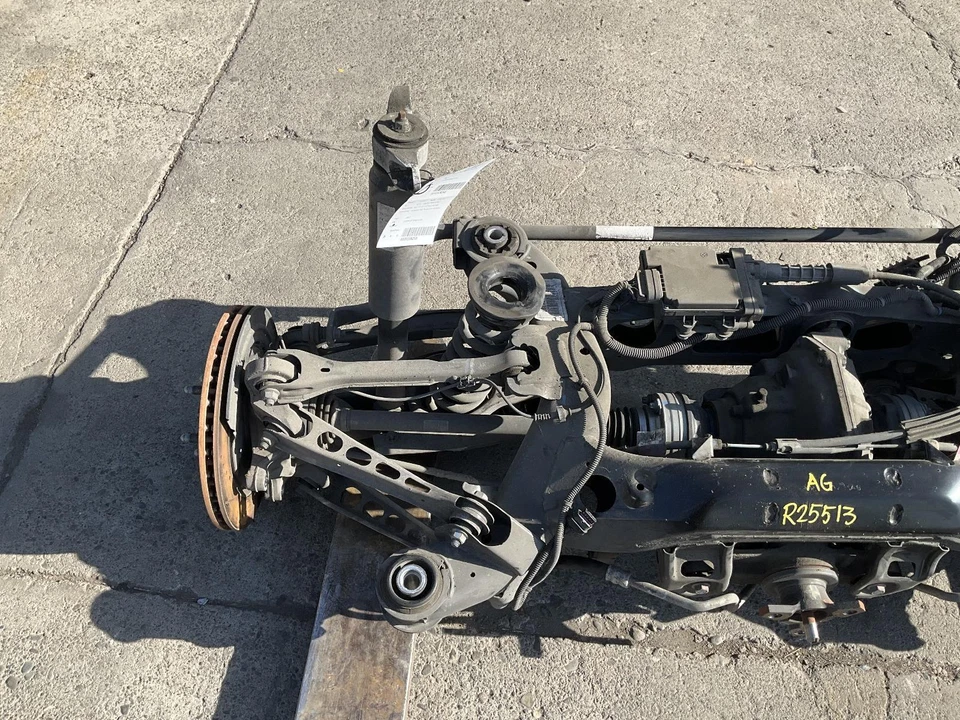 2017-2018 Chevrolet Camaro SS 2SS AT Complete Rear Suspension W/Carrier 3.45 OEM - Image 2 of 4