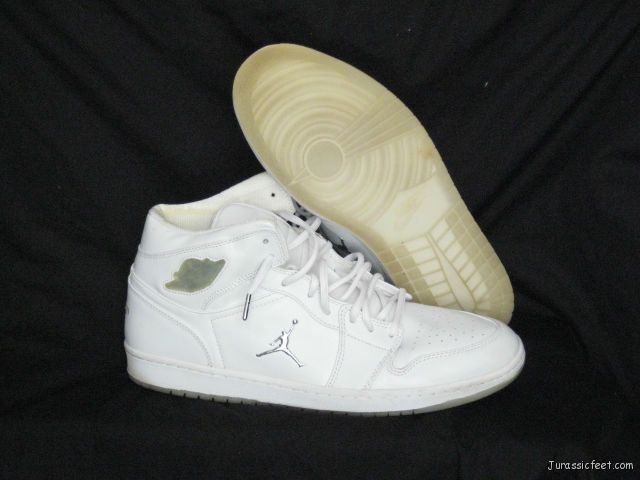 Size 15 - Air Jordan 1 Retro 2002 White Chrome for sale Size 15 - Air Jordan 1 Retro 2002 White Chrome for sale