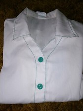 Junior Girl Scout Shirt white and green size medium