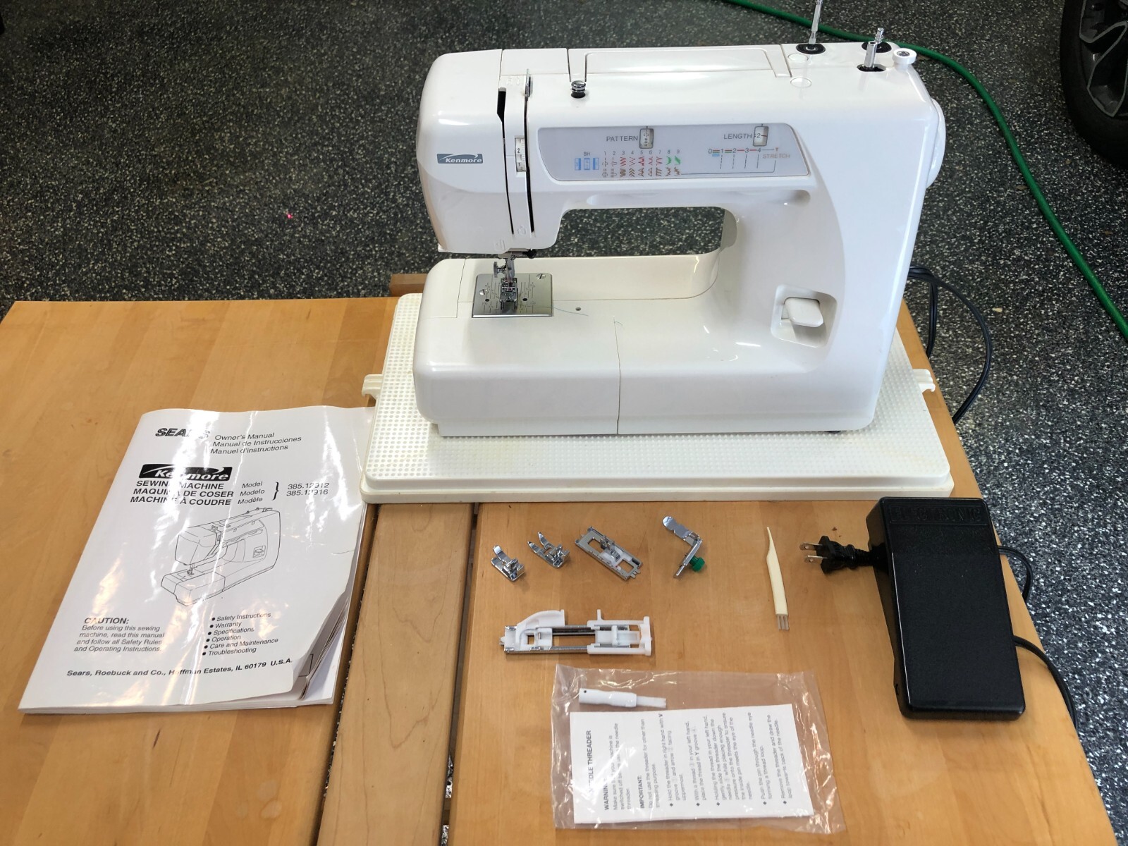 Sears Kenmore Sewing Machine Model 385.12916890 eBay