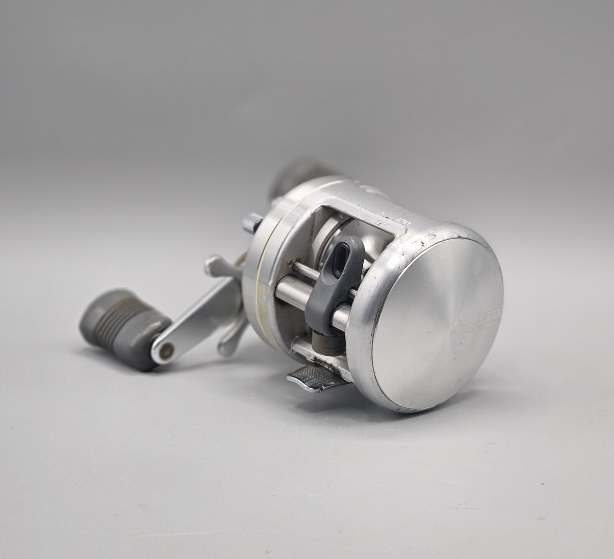 SHIMANO CALCUTTA 100 リール 製品の歴史 | シマノ