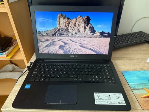 ASUS laptop L502S C/4/500GB/W