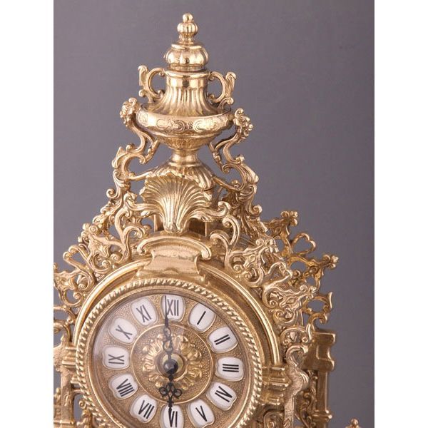DEUX PENDULES : - Une Pendule Portique De Style Louis XVI En Bronze Et Marbre 1675284339 1188