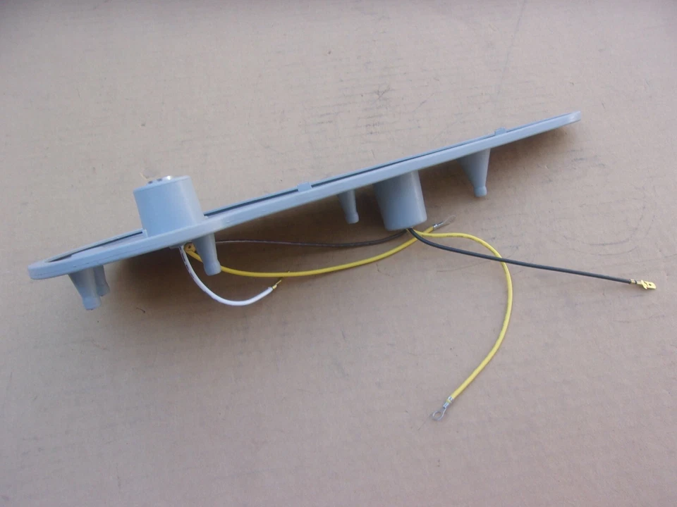 NUEVO 1957 Plymouth Fury Belvedere Savoy Plaza Luz Trasera Carcasa Tablero Foto 3 de 3