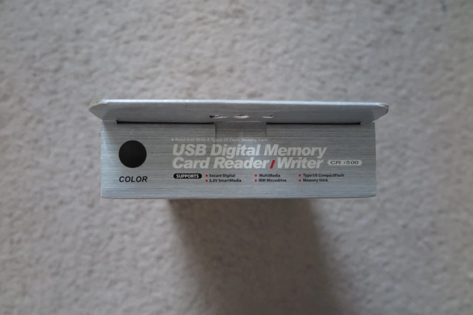 MULTI-CARD READER USB DIGITAL MEMORY CARD READER 7 IN 1 - Image 4 of 4