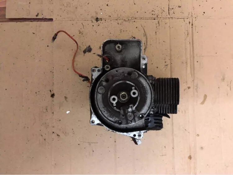 Castor Power 26 Strimmer Engine Assembly Please See Description