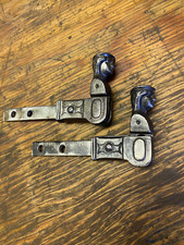 Anciens Arrets de volet porte, en fonte, butée