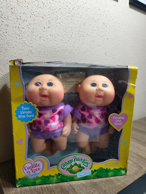 Cabbage Patch Kids Cuddle 'n Love Twins. Caucasian Girls. Blue Eyes