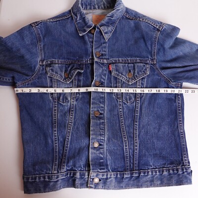 Vintage 70s Levis 70505-0217 Denim Type 3 2 Pocket Trucker Vintage 70s Levis 70505-0217 Denim Type 3 2 Pocket Trucker