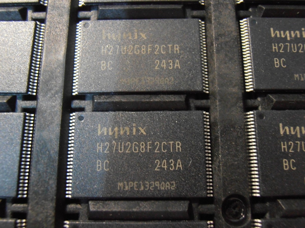 H27U2G8F2CTR-BC SLC NAND Flash 3.3V 2Gb (256M x 8) TSOPI48