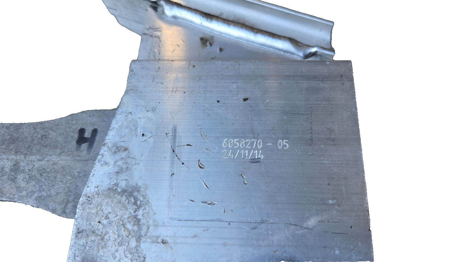 BMW i8 2014-2020 Rear Support bracket