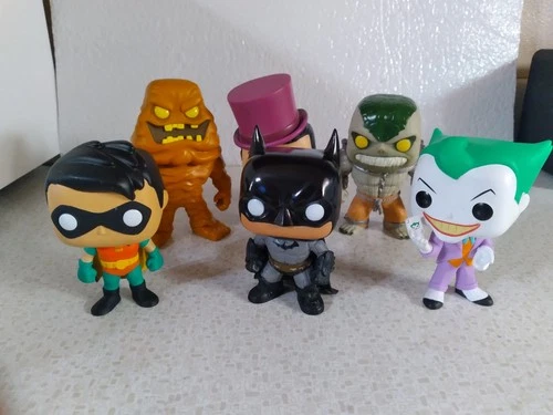 6 FUNKO POP FIGURES, BATMAN RELATED, CLAYFACE, JOKER, PENGUIN ROBIN, KILLER CROC