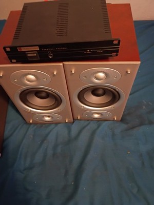 Parasound Zamp Zone And Polk Audio Speakers  Rt14