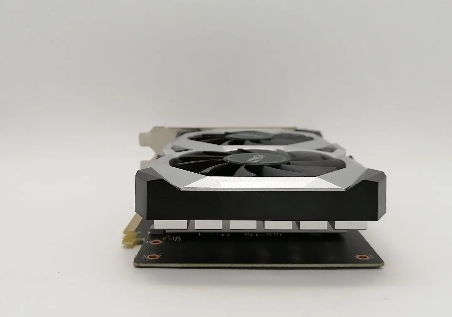 MSI GeForce GTX 1650 VENTUS XS 4G OC Graphics Card 4GB GDDR5 Dual Fan GPU tested