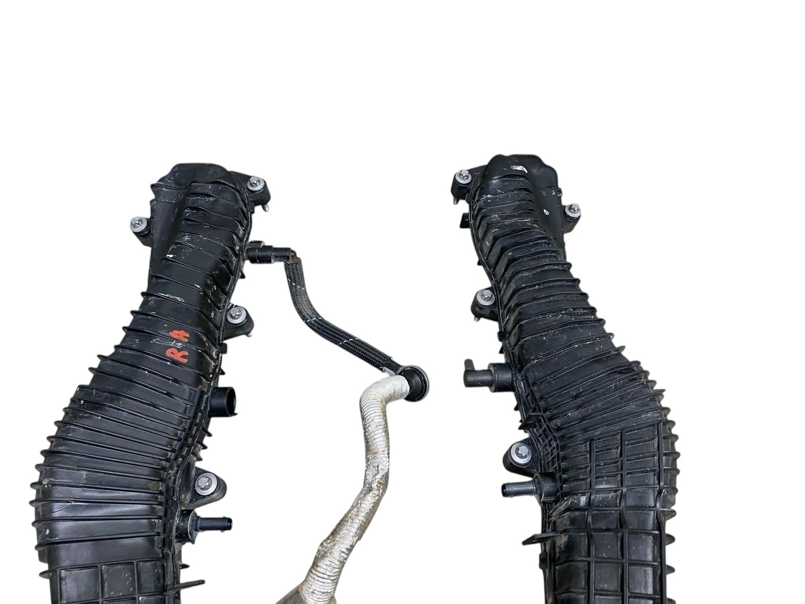 2022 Aston Martin V8 Vantage 4.0L M177 Left & Right Engnie Intake Manifold Set