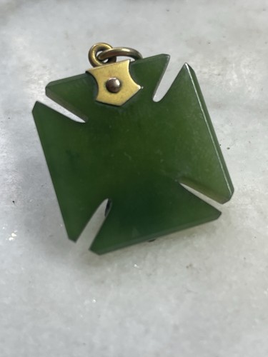 ANTIQUE VICTORIAN 9CT GOLD & JADE MALTESE CROSS PENDANT 3 CM LONG 1880S - Picture 13 of 17