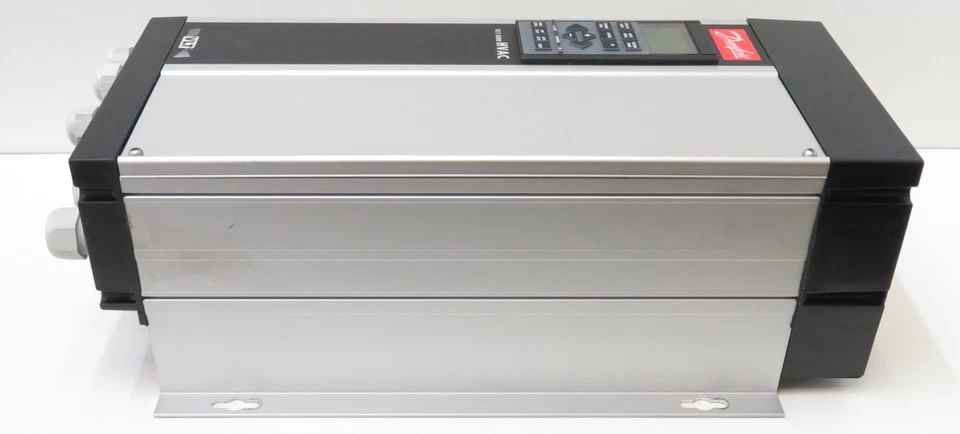 Frequenzumrichter Danfoss VLT6011 Frequency Inverter 7,5kW 10HP 16A 11,5kVA IP54 - Bild 4 von 4