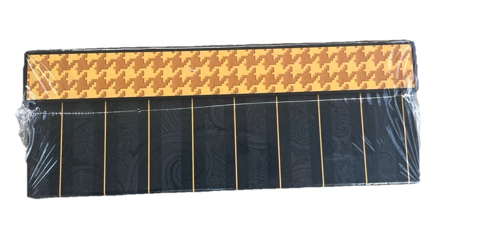 Punch Couture Hawaiian Flip Flop Die Cut 20 Note Cards & Envelopes Punch Studio - Image 3 of 4