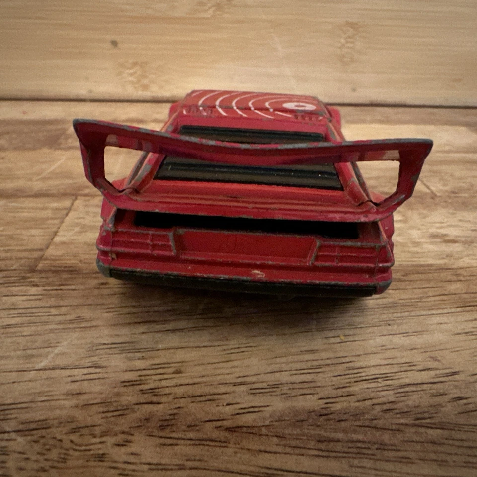 Corgi Diecast JCHome41 - BMW M1 Procar BASF Red #80 Damage - Image 4 of 4