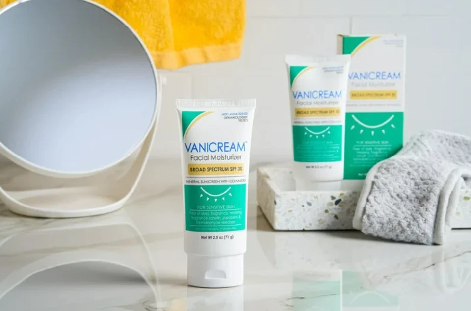 Crema hidratante facial Vanicream SPF30 Foto 3 de 4