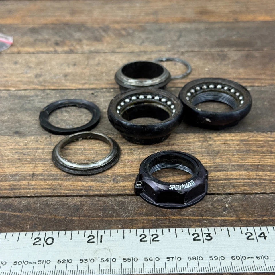 Vintage Specialized Headset 1 1/8 Threaded 90s MTB Lock Set Screw Stumpjumper - Image 3 of 4