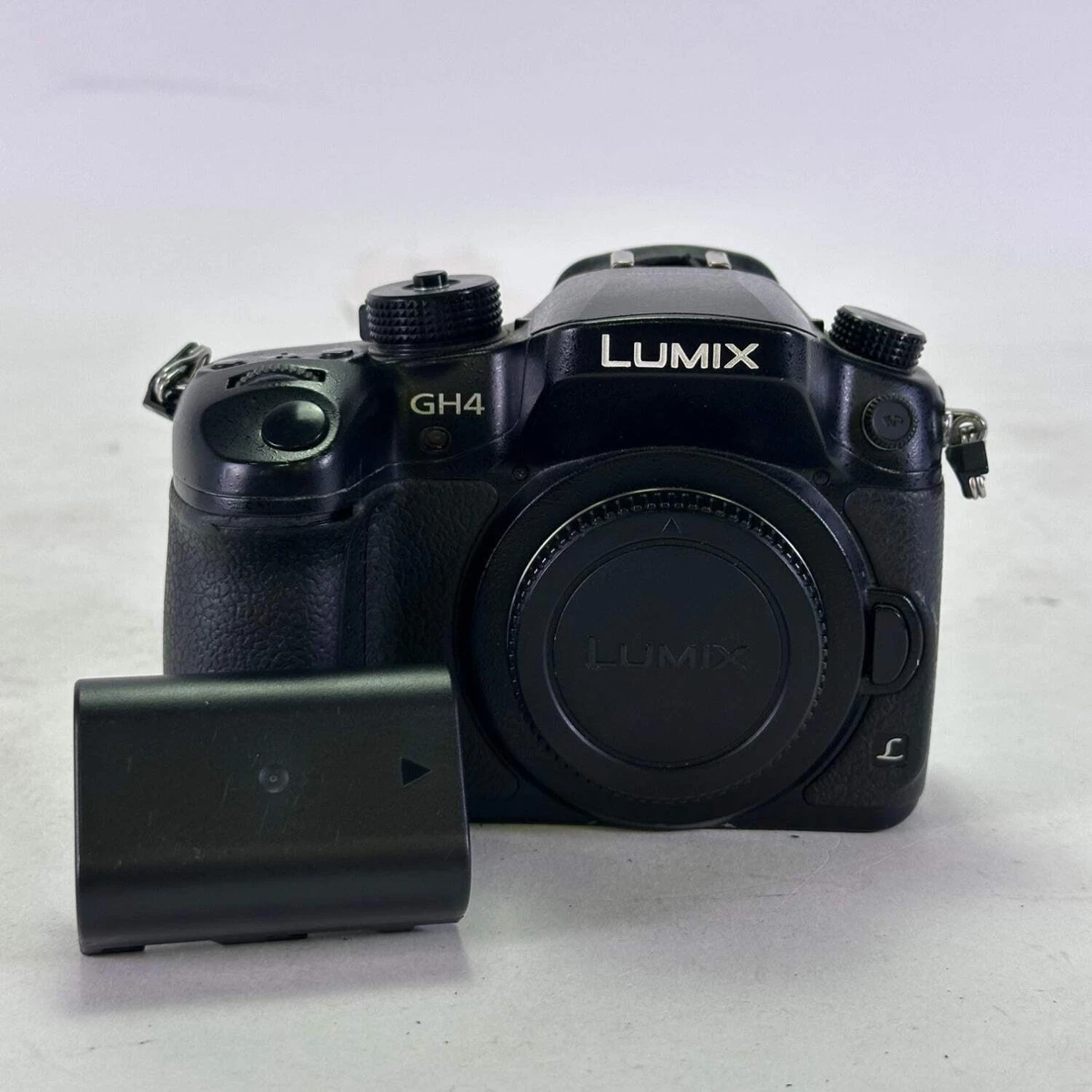 Panasonic LUMIX Panasonic Lumix GH4 Digital SLR Cameras for sale