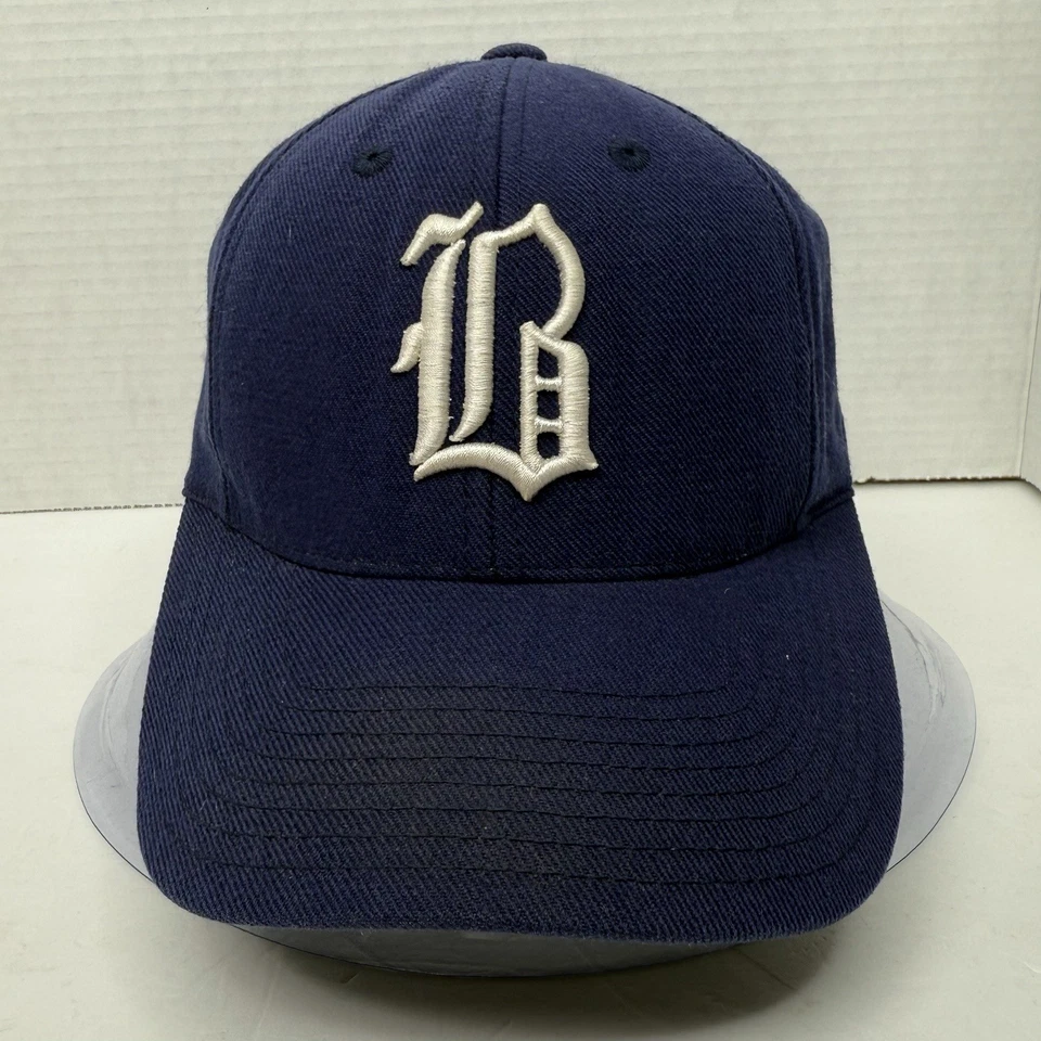 Boston Braves Vintage Aguja Americana Talla 6 7/8 Sombrero Ajustado Azul 1940 Logo RARO Foto 2 de 4