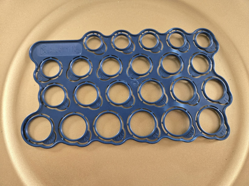 Blue Nile Plastic Ring Sizer New - Blue Nile