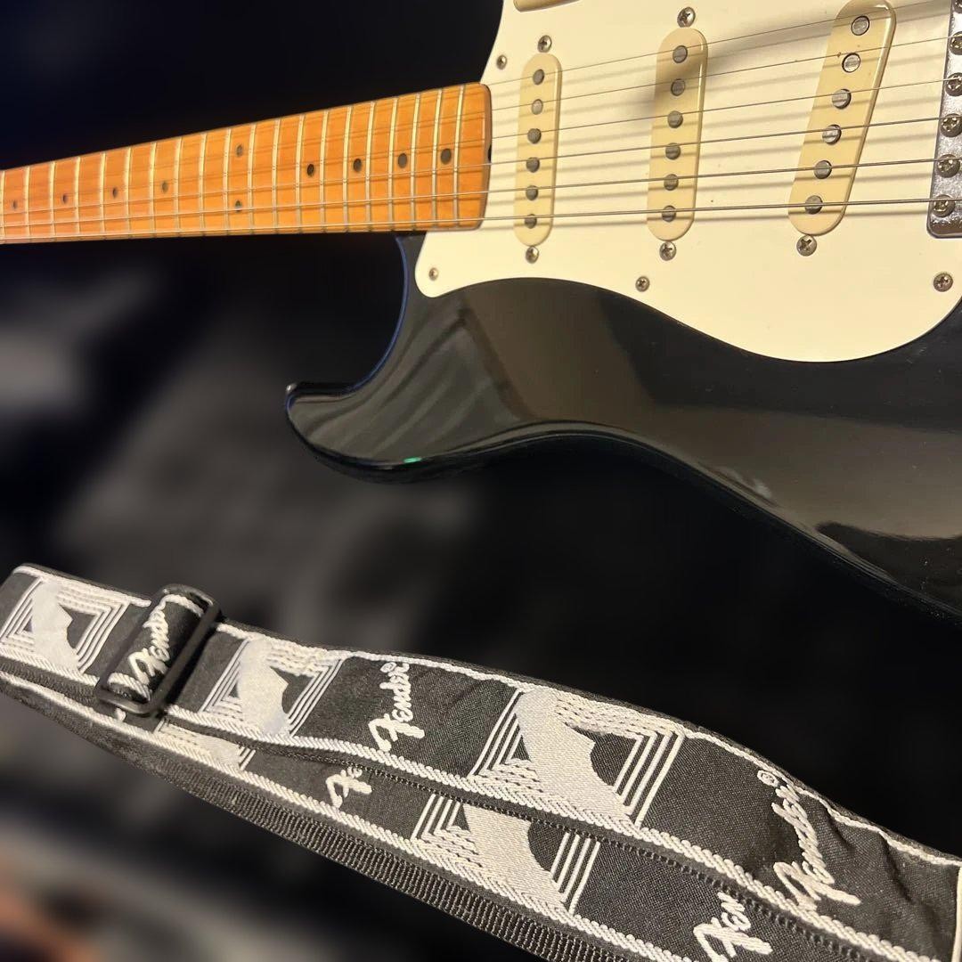 Electric Guitar Fender Stratocaster 2009 Black Mexico S/N