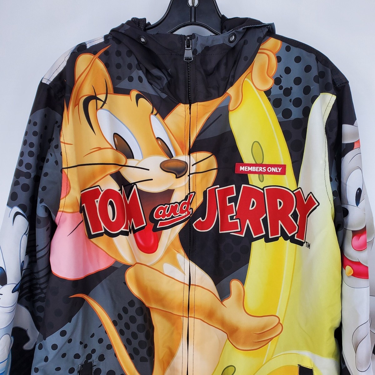 トムとジェリー × メンバーズオンリー キャラ総柄 L 黒 ナイロンジャケット Members Only Tom & Jerry Hooded Jacket Mens Medium Black