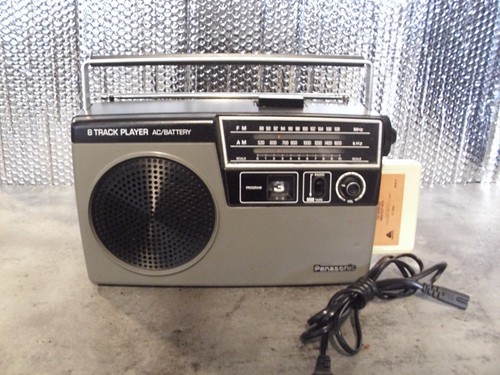 8 TRACK PLAYER PANASONIC RQ-832S RESTORED/TESTED/WORKING GREAT PORTABLE PLAYER - Picture 3 of 8