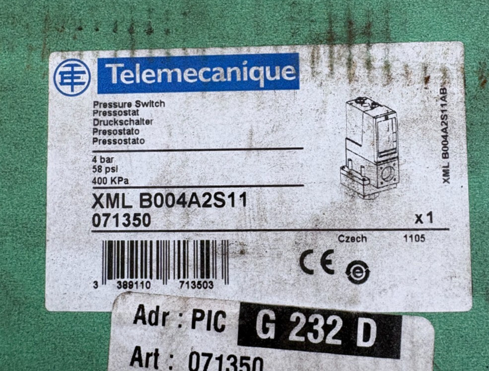XML B004A2S11 pressostat régulateur pression industrielle 071350