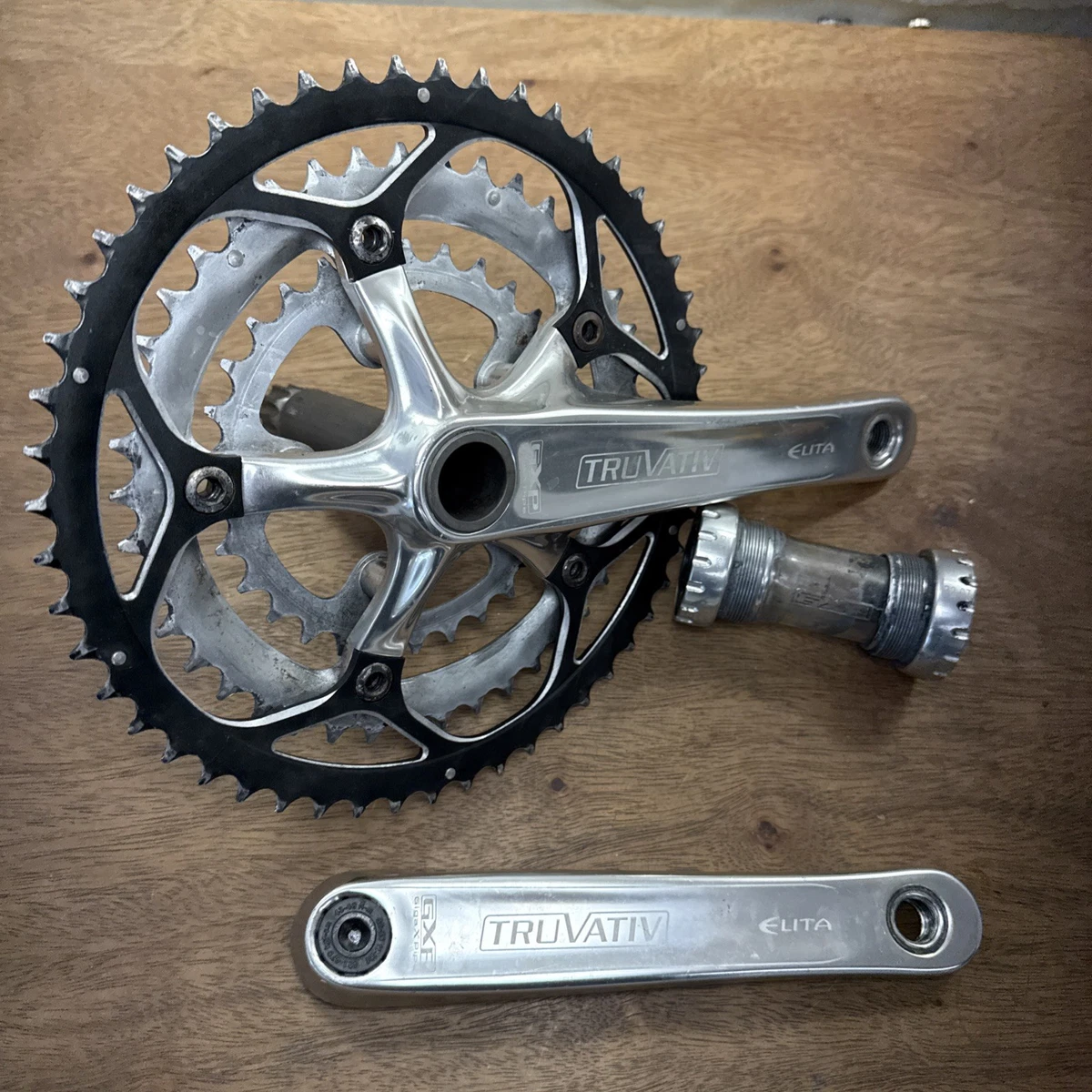 Jeu De 3 Plateaux Shimano 52-42-30T – BCD 130/74mm – Argent – Vélo Route Vintage