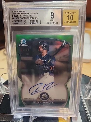 2023 BOWMAN CHROME PROSPECT AUTOS GREEN REFRACTORS 19/99 ROBERT PEREZ JR BGS 9