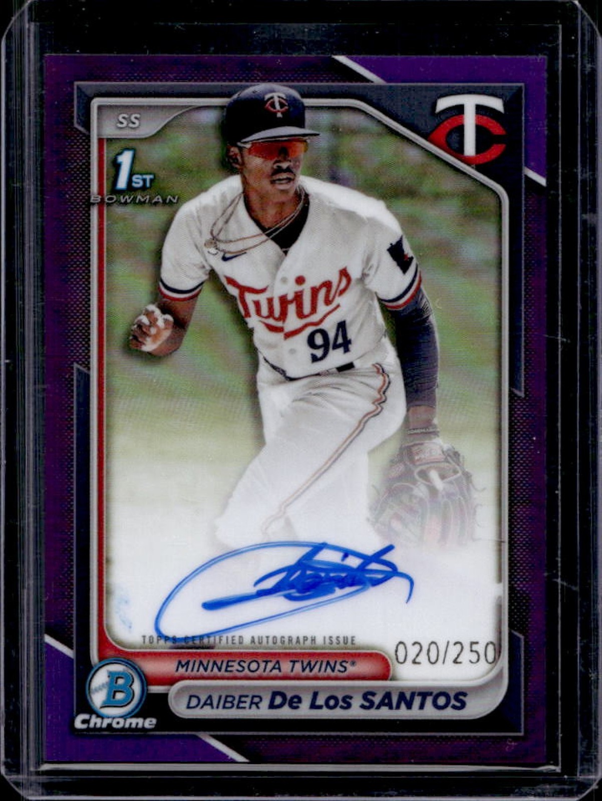 2024 Bowman Chrome Daiber De Los Santos Auto Purple Refractor 1st #/250 Twins