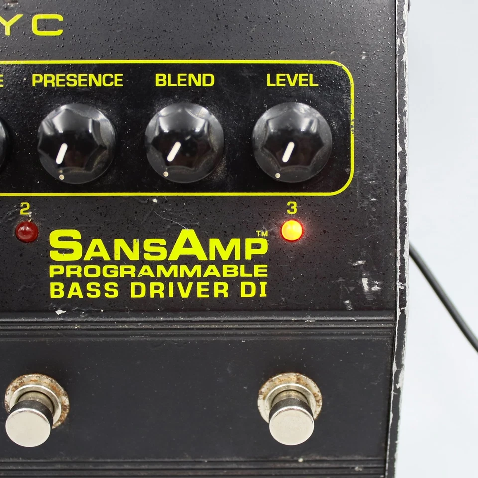 TECH21 SansAmp Programmable Bass Driver DI Bass Guitar Effect Pedal 987310 - Image 3 of 4