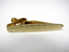 Vintage Tie Bar Clip Jewelry: Beveled Edge Brushed Texture Gold Tone