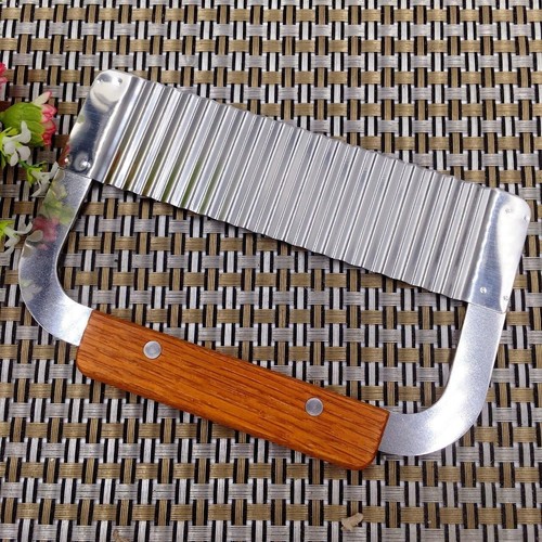 Stainless Steel Crinkle Cutter Potato Slicer w/ Wooden Handle for Carrot Veggies - Picture 7 of 10