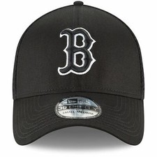 NWT Authentic New Era MLB Boston Red Sox Neo Black & White 39Thirty Flex Hat Cap