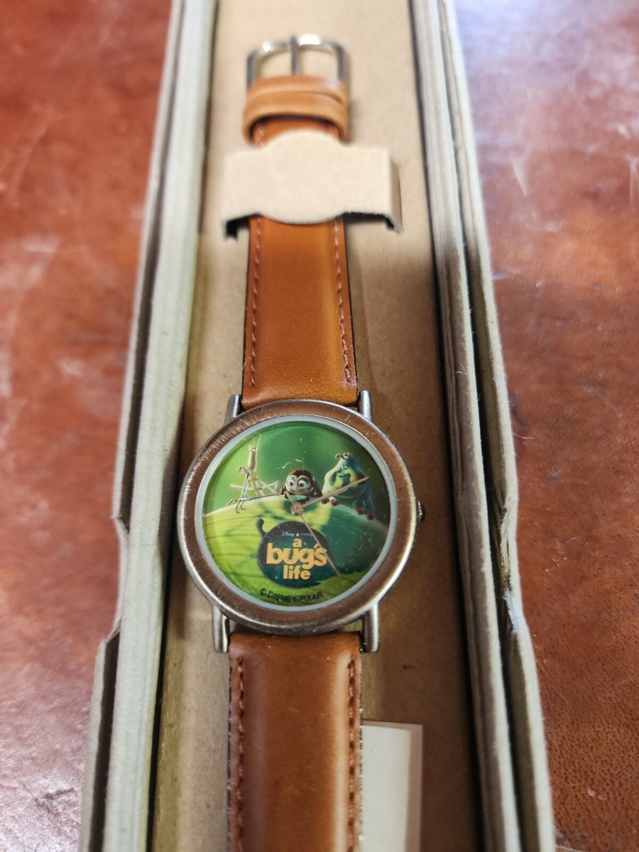 FOSSIL × DISNEY PIXAR × A BUG’S LIFE WATCH – LIMITED EDITION – LEATHER STRAP ? JURASSIC PARK FOSSIL VINTAGE QUARTZ WATCH $ 179 USD  main image 4