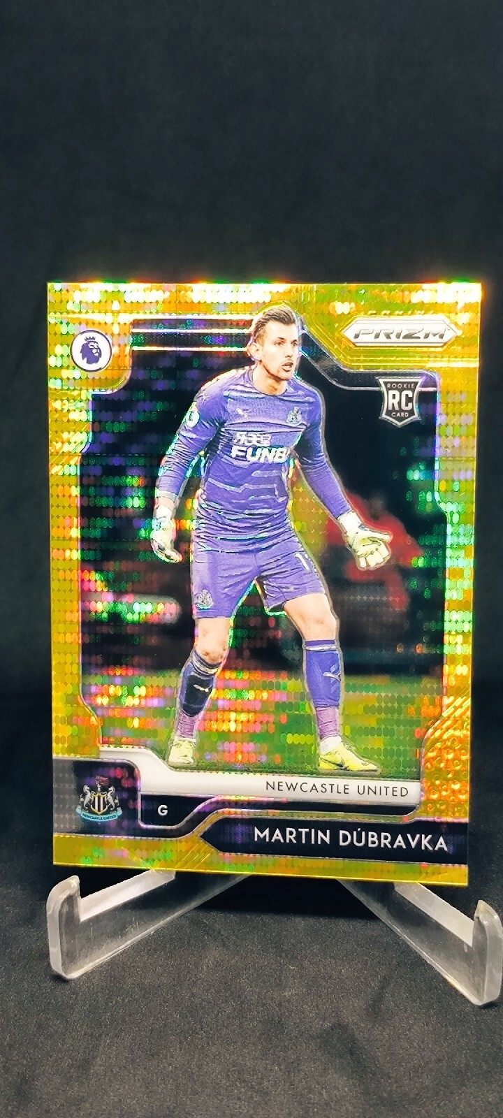 2019-20 Panini Prizm EPL soccer Gold 3/10 RC MARTIN DUBRAVKA