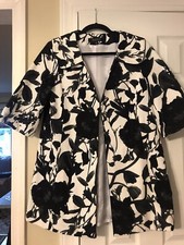 Nine West Women’s Small Short Sleeve One Button Coat