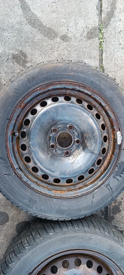 Ford Focus Winterreifen 205/55/R16 6,5x16 ET 50 Räder - Bild 4 von 4