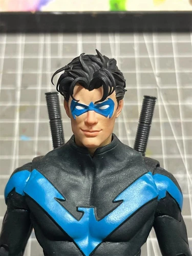 Figura de acción Mcfarlane ajuste tallado cabeza Dick Grayson pintada Nightwing 1/12 - Imagen 5 de 10